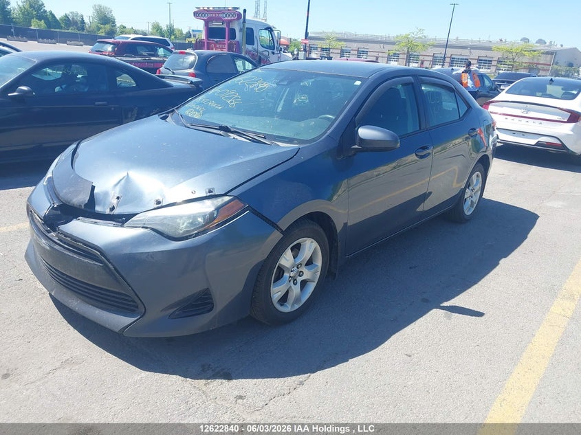 2018 Toyota Corolla, Front, IAAI, VIN 2T1BURHE1JC092566 — photo 2