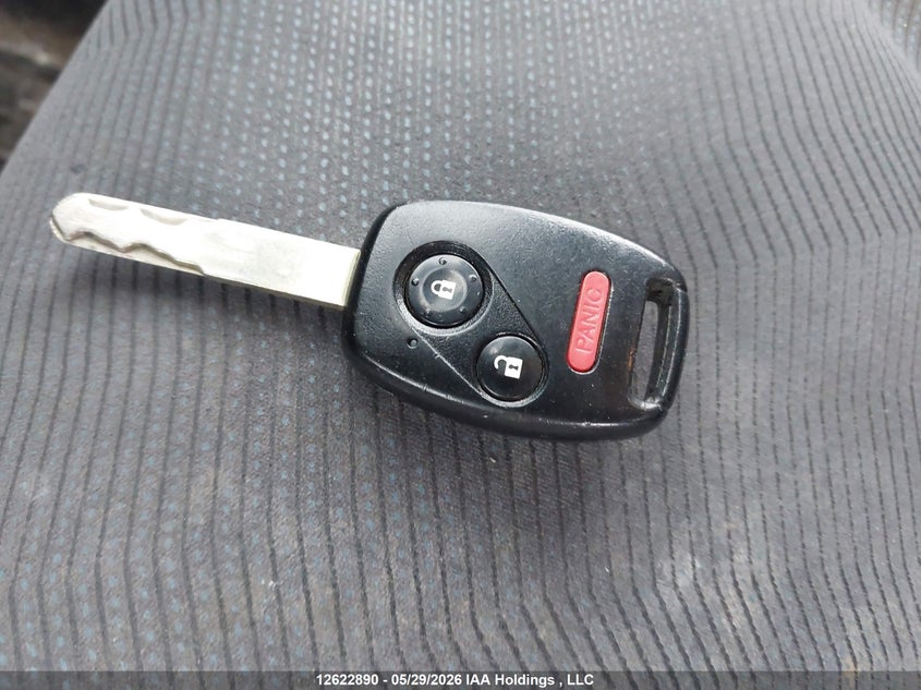 2011 Honda Fit Lx VIN: JHMGE8H55BC801795 Lot: 12622890