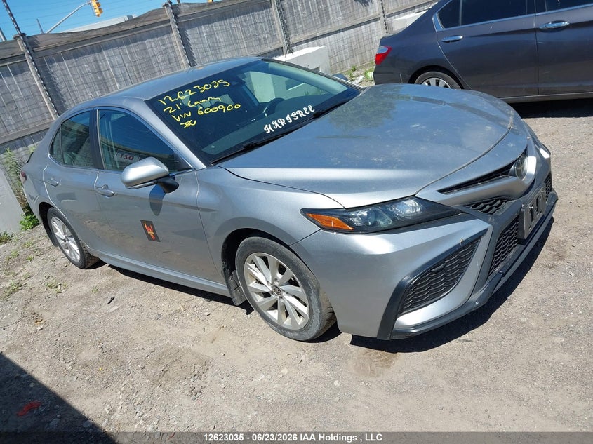 Vin: 4t1g11ak5mu600900, lot: 3022485, toyota camry se 2021 img_1