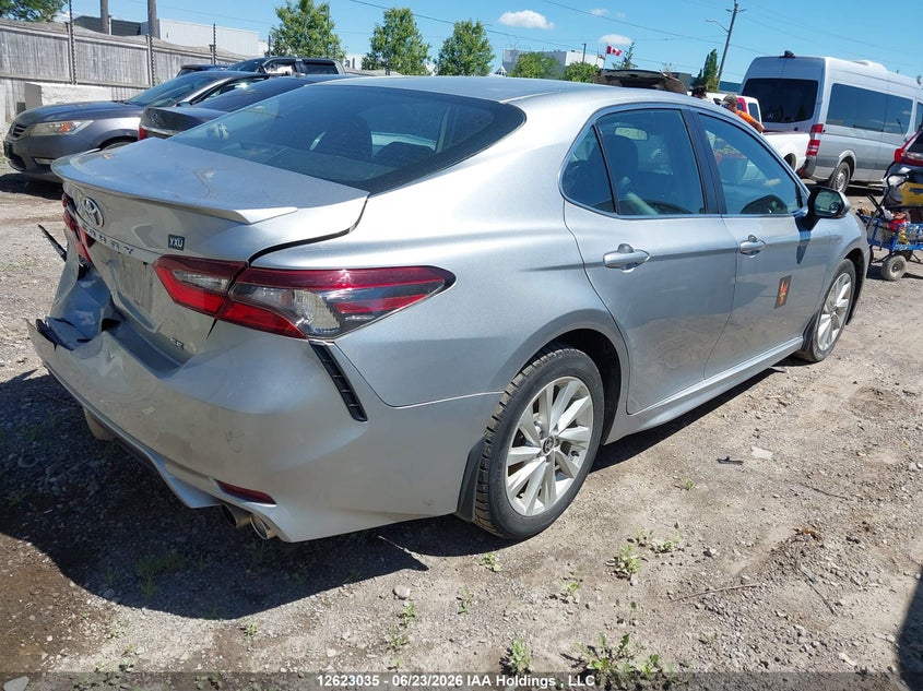 Vin: 4t1g11ak5mu600900, lot: 3022485, toyota camry se 20214