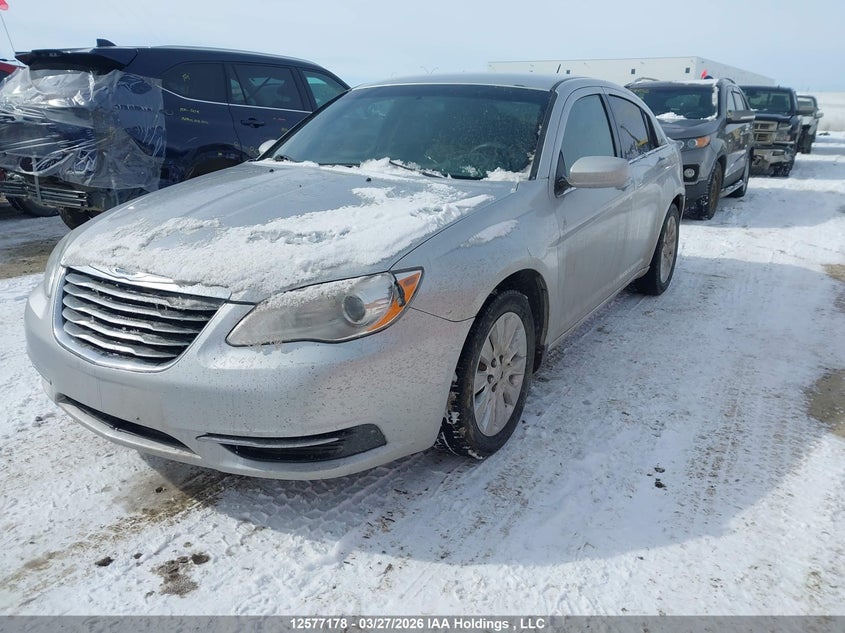Vin: 1c3bc4fb8bn530615, lot: 3022554, chrysler 200 lx 20112