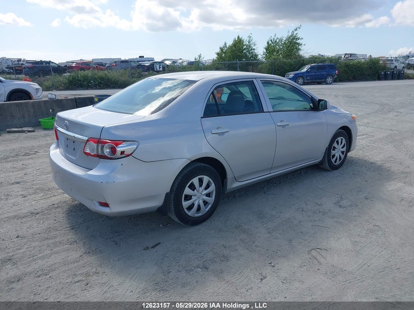 Vin: 2t1bu4ee7bc711549, lot: 3022621, toyota corolla s/le 20114