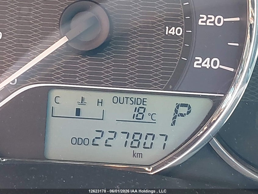 2014 TOYOTA COROLLA SEDAN 1.8L I-4 DOHC, VVT, 132HP