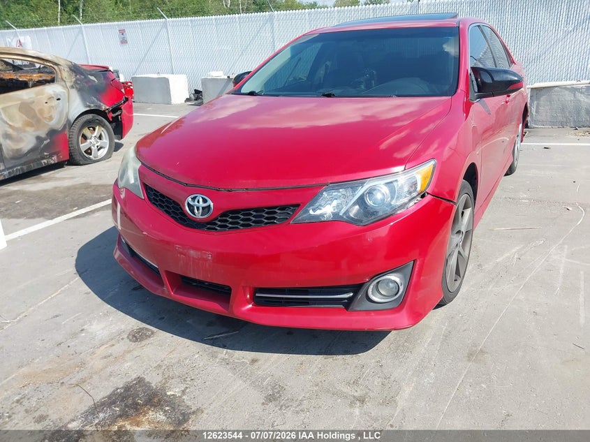 2012 Toyota Camry, Левый бок, IAAI, VIN 4T1BK1FK3CU508862 — фото 2