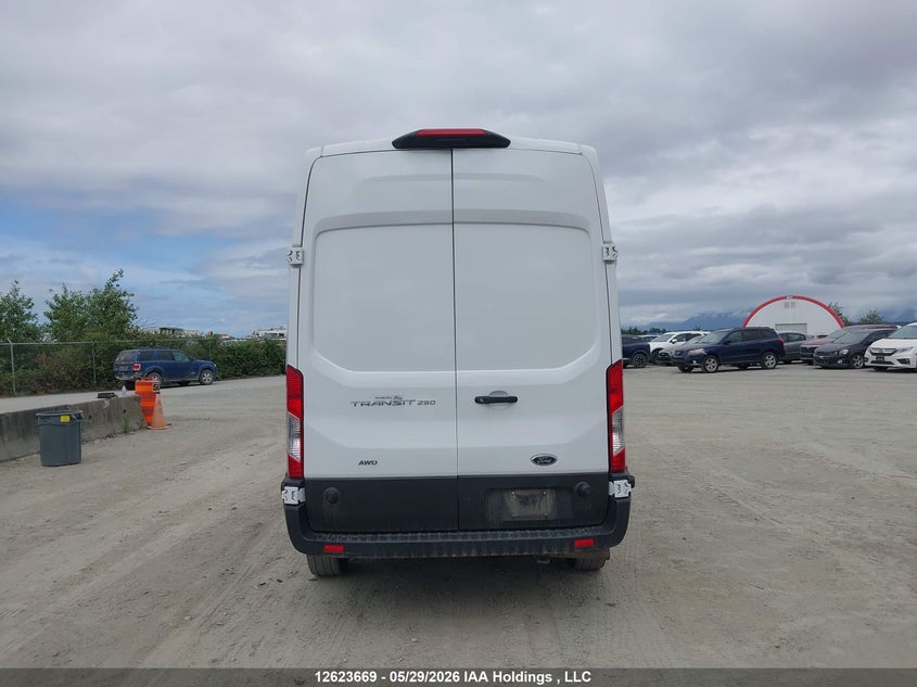 1FTBR2X80SKA61426 2025 Ford Transit 3.5 T-250 white