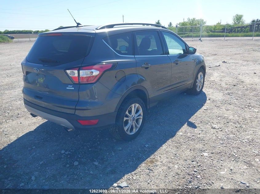 Vin: 1fmcu0gd4juc92221, lot: 3023205, ford escape se 20184