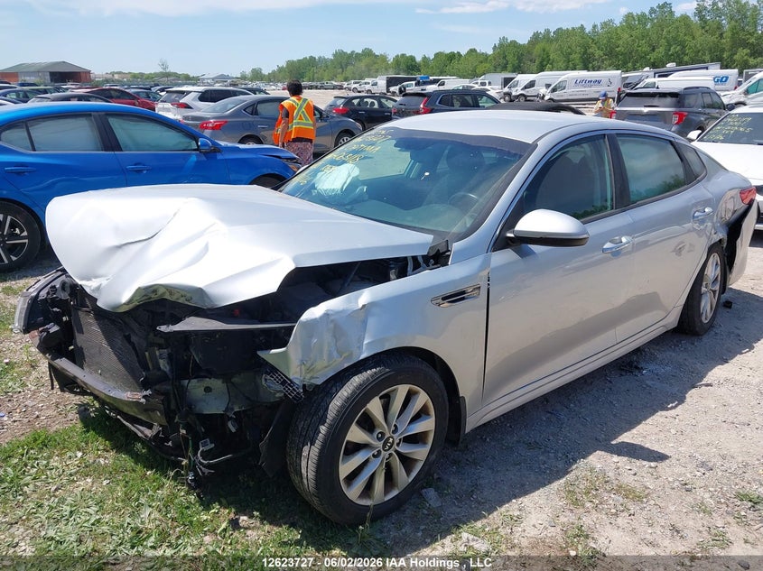 2016 Kia Optima, Front, IAAI, VIN 5XXGT4L31GG063118 — photo 2