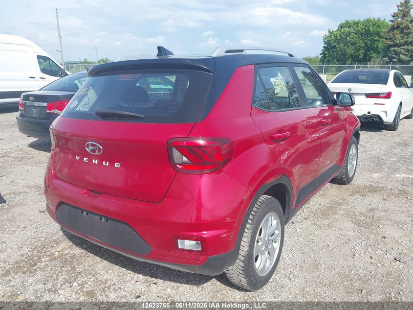 Vin: kmhrc8a30mu091111, lot: 3023275, hyundai venue preferred with two-tone body colour 20214