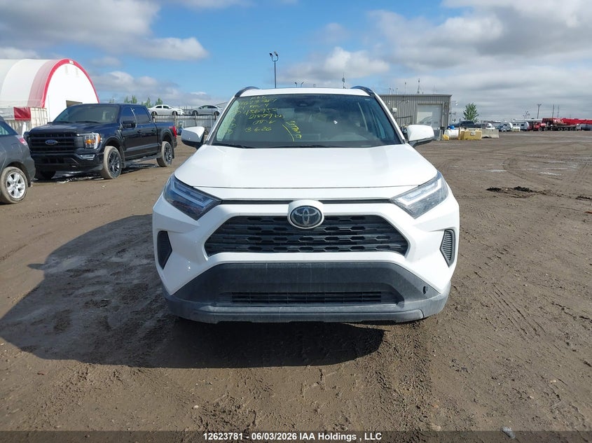 2024 Toyota Rav4 Xle/Xle Premium VIN: 2T3R1RFV1RC456952 Lot: 12623781