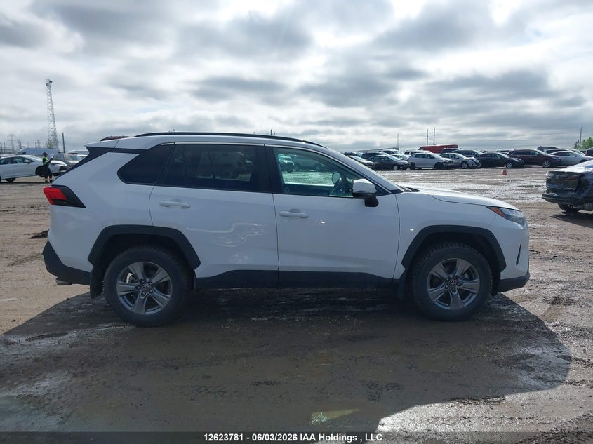 2024 Toyota Rav4 Xle/Xle Premium VIN: 2T3R1RFV1RC456952 Lot: 12623781