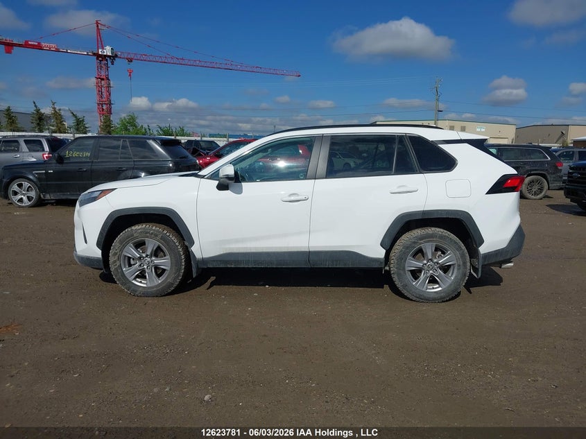 2024 Toyota Rav4 Xle/Xle Premium VIN: 2T3R1RFV1RC456952 Lot: 12623781