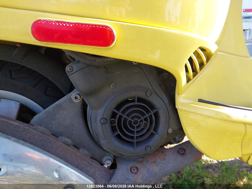 2008 Vespa Lx 150 VIN: ZAPM448F385600384 Lot: 12623864
