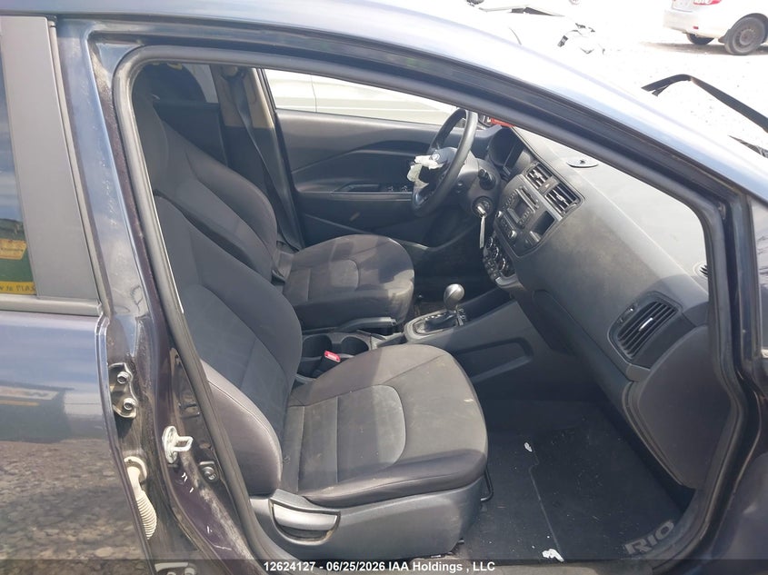 2015 KIA RIO SEDAN 1.6L I-4 DI, DOHC, VVT, 138HP