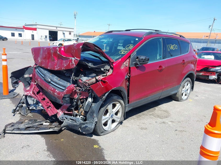 Vin: 1fmcu0g90dub72996, lot: 3023760, ford escape se 20132