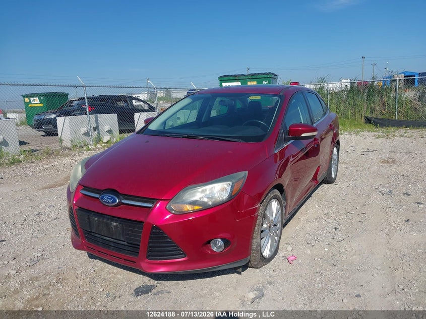 2014 Ford Focus, Левый бок, IAAI, VIN 1FADP3J25EL385467 — фото 2