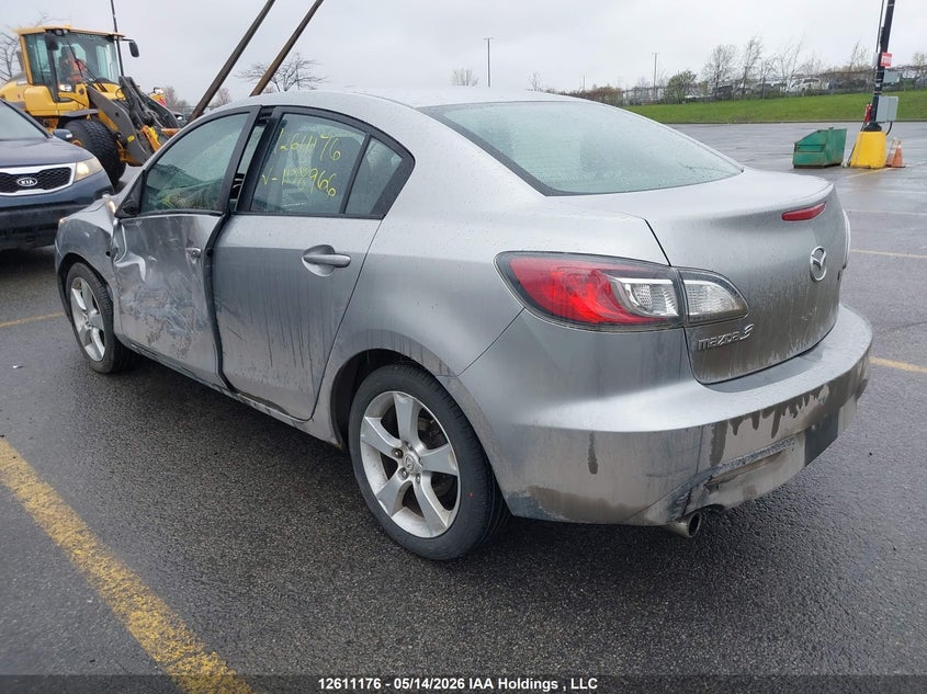 Vin: jm1bl1sf8a1108966, lot: 3024174, mazda mazda3 gs/gx 20103