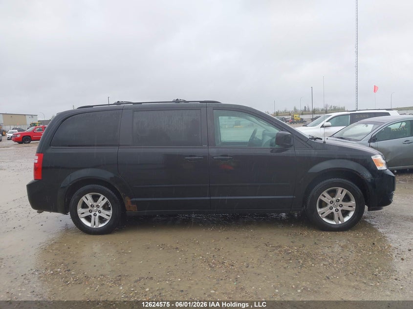 2010 Dodge Grand Caravan Se VIN: 2D4RN4DE8AR410772 Lot: 12624575