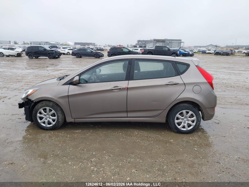 2014 Hyundai Accent VIN: KMHCT5AE7EU174722 Lot: 12624612