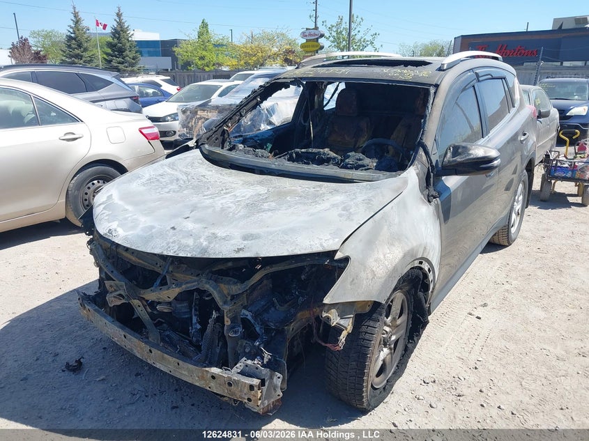 2015 Toyota RAV 4, Engine Fire, IAAI, VIN 2T3DFREV6FW385920 — photo 2