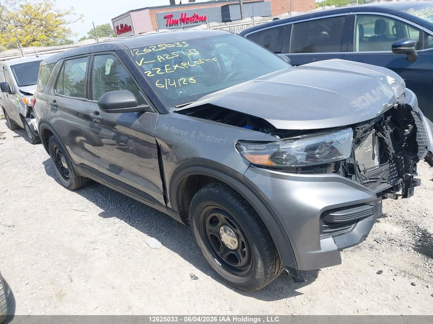 Vin: 1fm5k8ab9nga25133, lot: 3024695, ford explorer police interceptor 2022 img_1