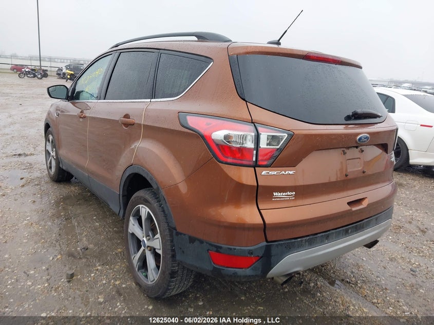 Vin: 1fmcu9gd8hub31675, lot: 3024702, ford escape se 20173