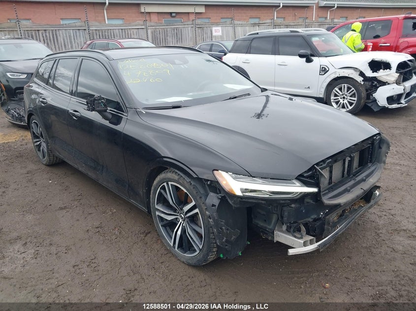 2022 Volvo V60 T6 R-Design VIN: YV1A22SM7N1478809 Lot: 12588501X