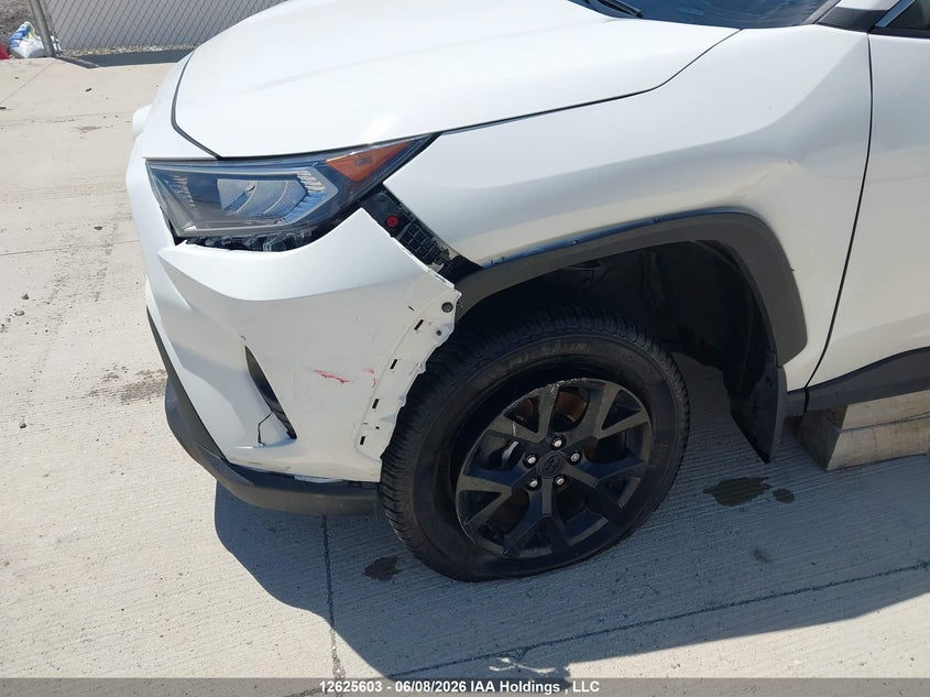 2021 Toyota Rav4 Xle VIN: 2T3R1RFV8MC214183 Lot: 12625603