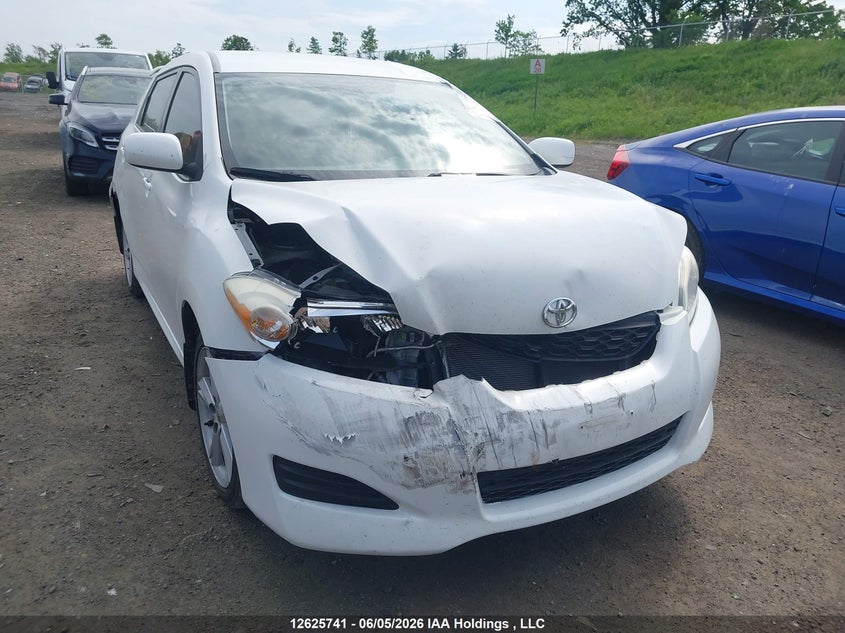 Vin: 2t1ke4ee8ac033440, lot: 3025501, toyota corolla matrix s 2010 img_1