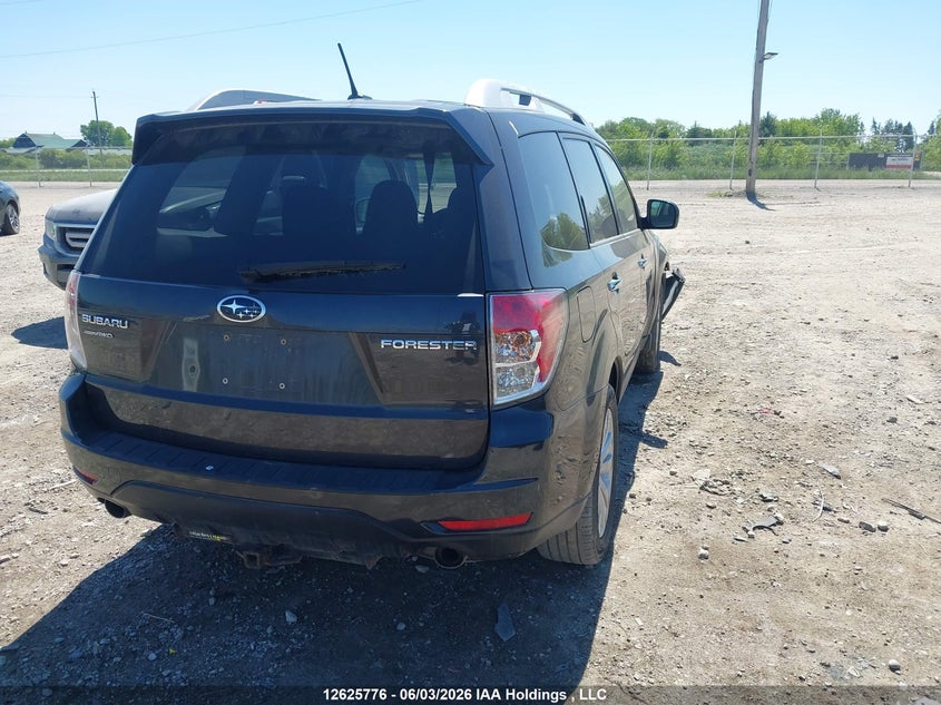 Vin: jf2shcdc8ch411452, lot: 3025537, subaru forester 2.5x premium 20124