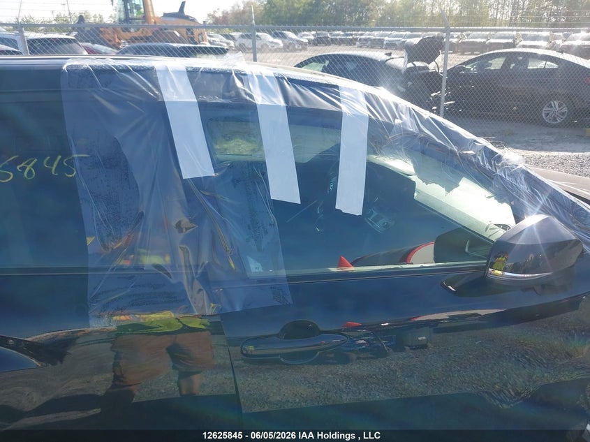 2025 Toyota Corolla Cross Le VIN: 7MUCAABG0SV123183 Lot: 12625845