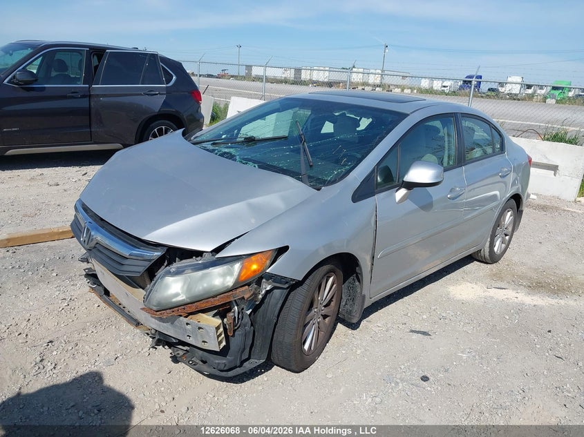 2012 Honda Civic, Front, IAAI, VIN 2HGFB2F52CH009173 — photo 2