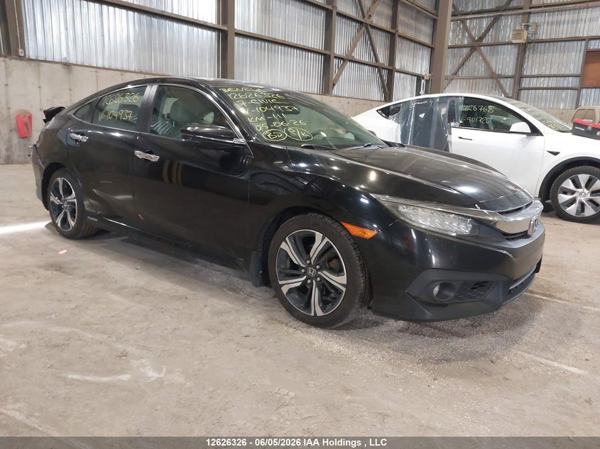 Vin: 2hgfc1f9xhh104937, lot: 3026094, honda civic touring 2017 img_1