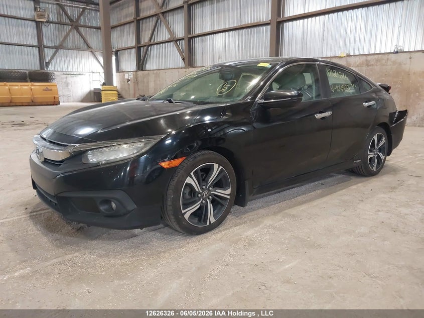 Vin: 2hgfc1f9xhh104937, lot: 3026094, honda civic touring 20172
