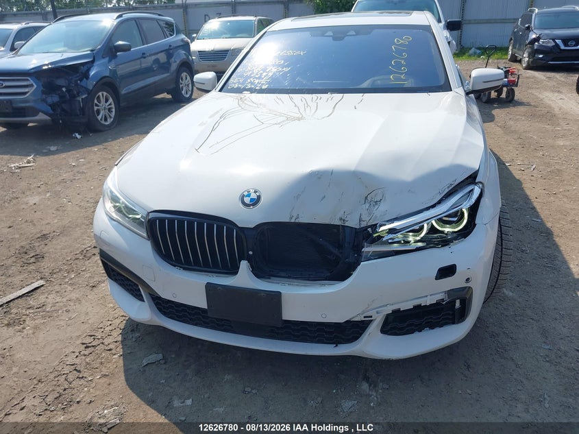 2016 BMW 750 XI - zdjęcie 10