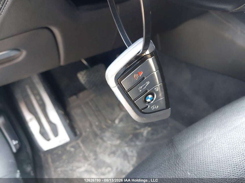 2016 BMW 750 XI - zdjęcie 11