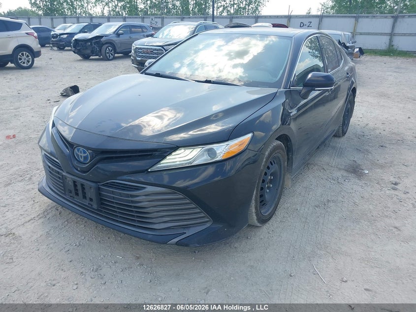 2020 Toyota Camry Xle/Se, Удар сзади, IAAI, VIN 4T1B21HK8LU522950 — фото 2