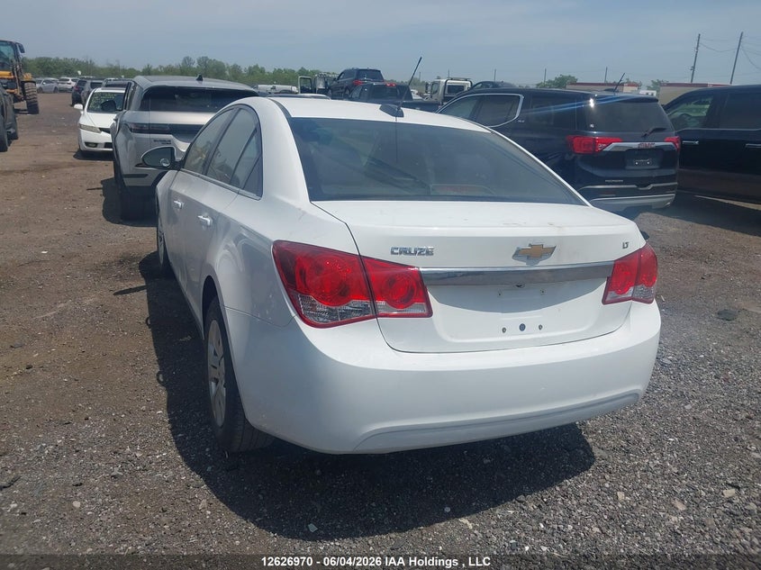Vin: 1g1pc5sb2f7158348, lot: 3026756, chevrolet cruze 1lt 20153