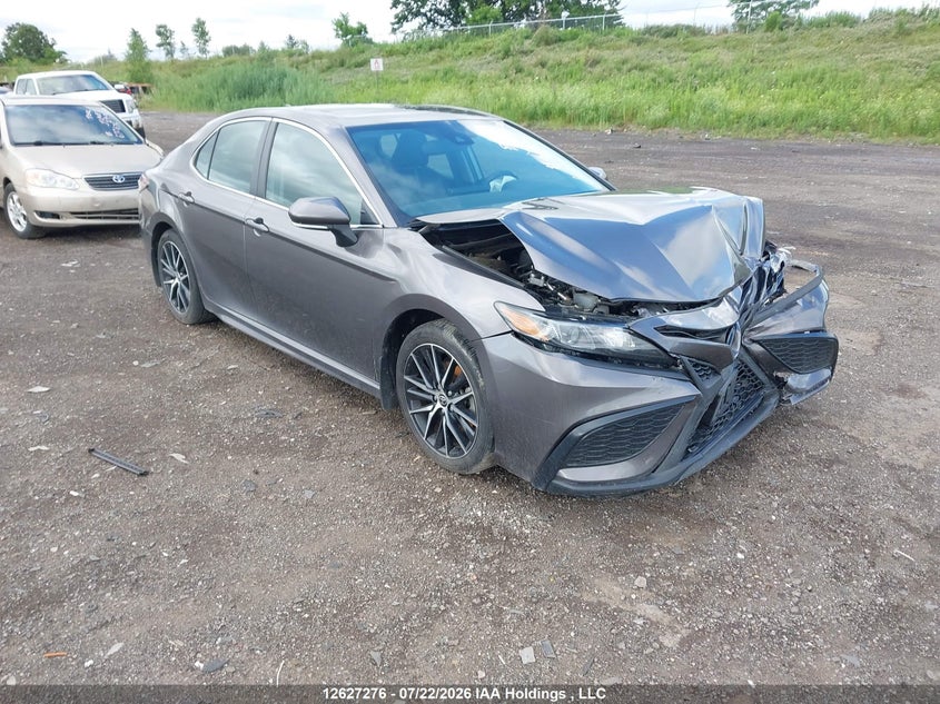 Vin: 4t1b21hk8pu019599, lot: 3027085, toyota camry hybrid se 2023 img_1