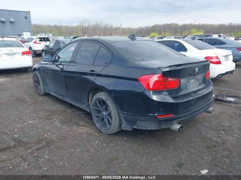 Vin: wba3b3c5xdf533862, lot: 3027284, bmw 328i xdrive/xdrive classic line 20133