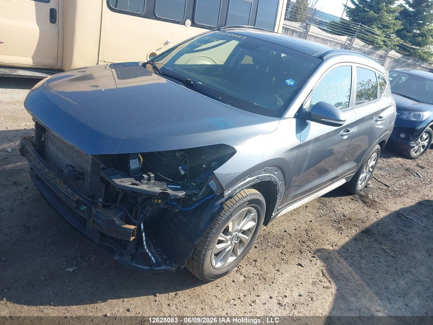 Vin: km8j3ca45hu352652, lot: 3028030, hyundai tucson se 20172