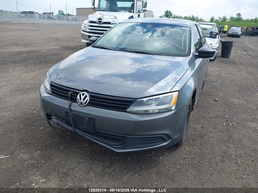 2011 Volkswagen Jetta, Удар спереди, IAAI, VIN 3VW2K7AJ8BM383153 — фото 2