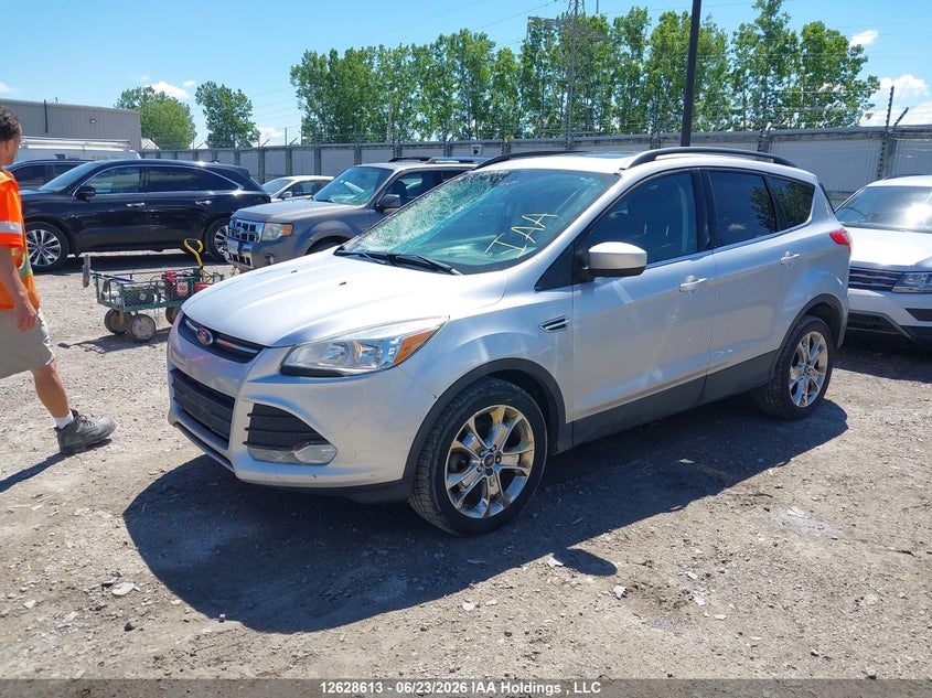 2015 Ford Escape, Лобовое стекло, IAAI, VIN 1FMCU9G95FUC45691 — фото 2