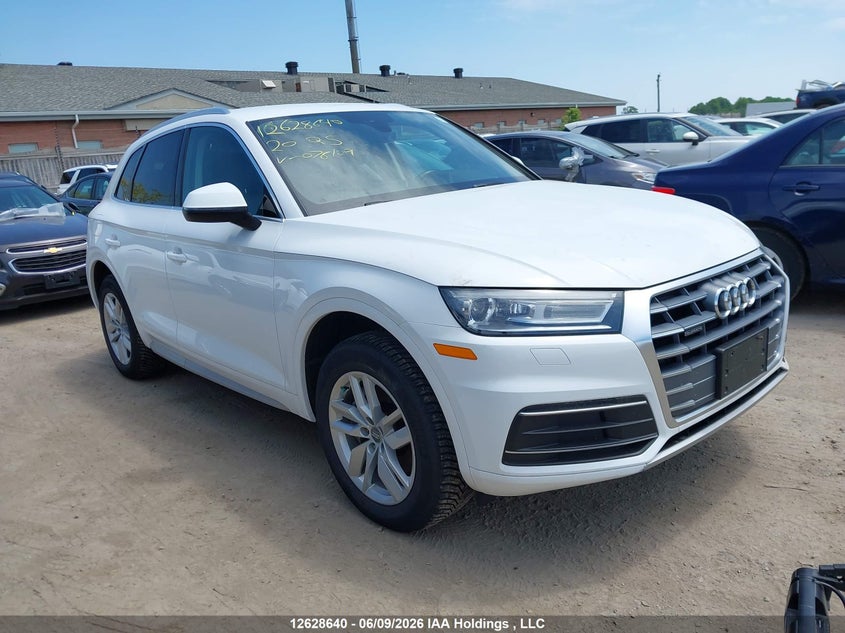 2020 Audi Q5 45 Komfort, Water, IAAI, VIN WA1ANAFY9L2078109