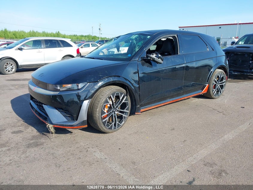 2025 Hyundai —, Front, IAAI, VIN KM8KNDA82SU008579 — photo 2