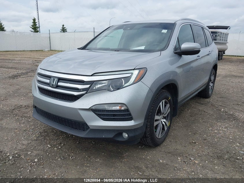 2017 Honda Pilot, Repossession, IAAI, VIN 5FNYF6H7XHB501917 — photo 2