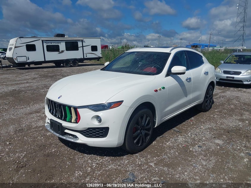 2017 Maserati Levante, Правий зад, IAAI, VIN ZN661XUL1HX214291 — фото 2
