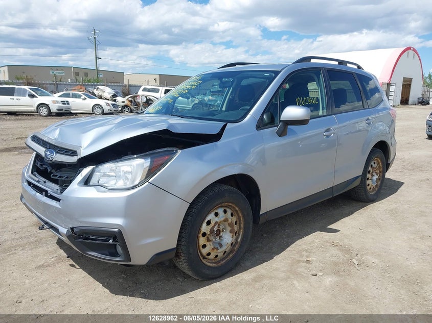 Vin: jf2sjejc9hh564384, lot: 3028974, subaru forester 2.5i limited 20172