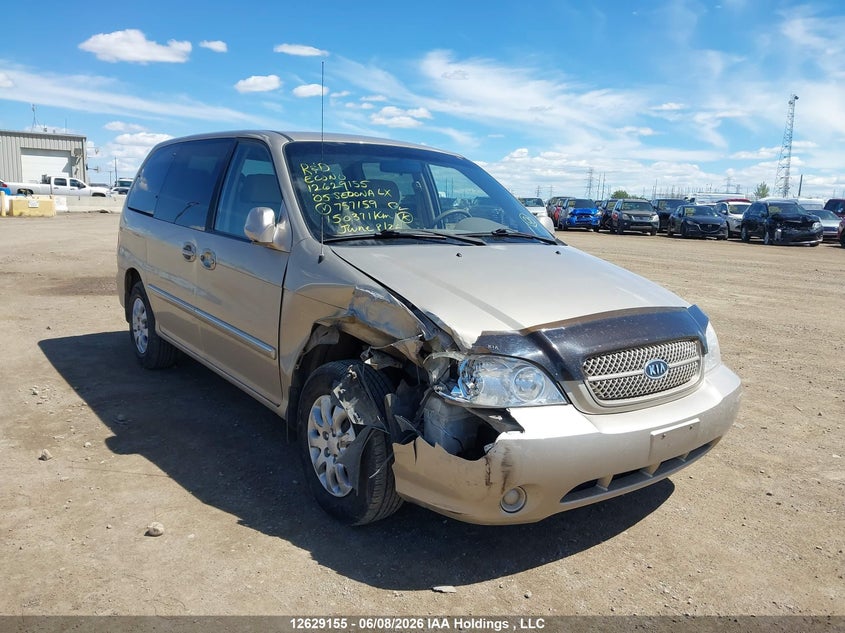 KNDUP131156757159 KIA SEDONA Photo 1