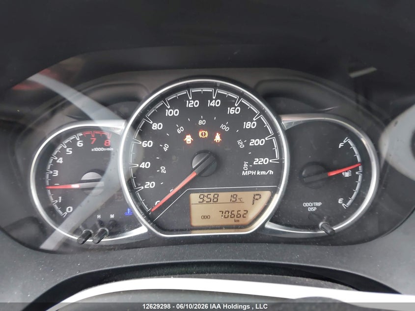 2019 Toyota Yaris L/Le/Se VIN: VNKKTUD32KA104165 Lot: 12629298