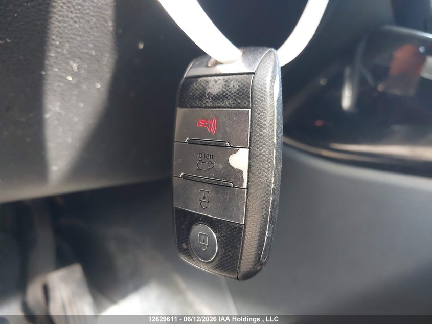 2014 Kia Rondo VIN: KNAHU8A3XE7017219 Lot: 12629611